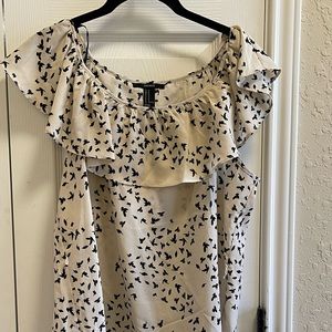 Blouse with birds. Sz M-forever 21